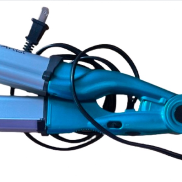 TIGI Bed Head Massive Shine Wave Artist 2x Tourmaline Ceramic Waver Curling Iron - Picture 2 of 9